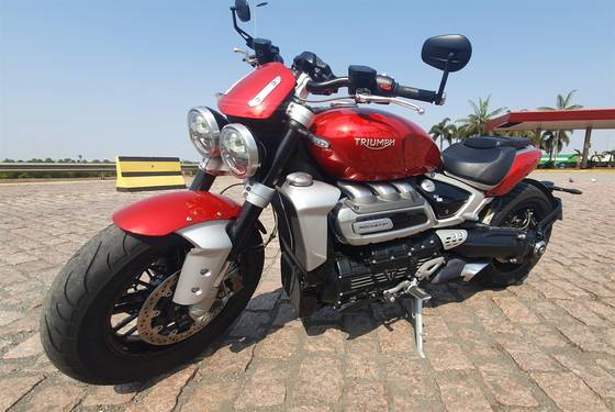 TRIUMPH ROCKET III R 